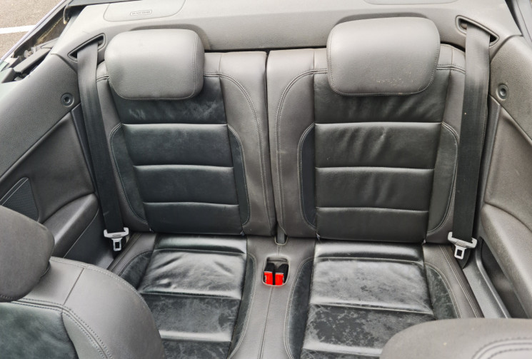 Volkswagen Golf 1.6 TDI 105 CH CARAT