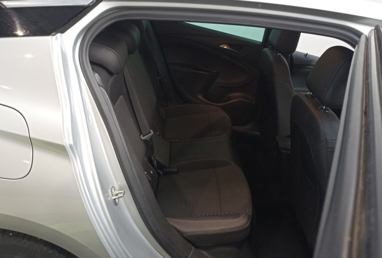 Opel Astra 1.4 Turbo 150ch Start&Stop Innovation Automatique