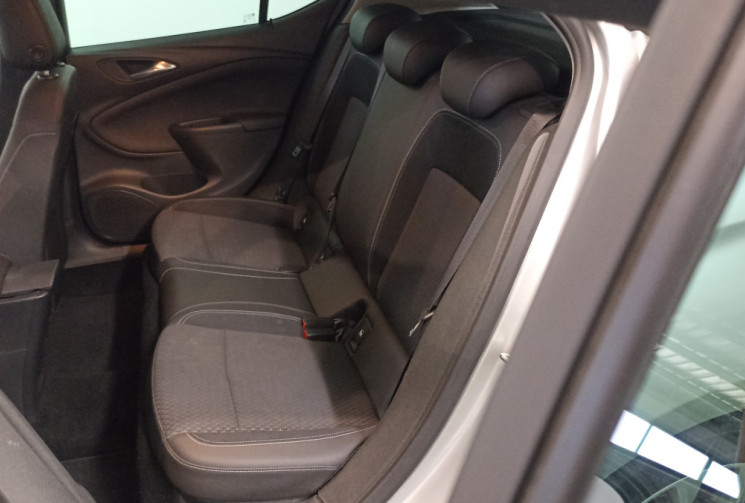 Opel Astra 1.4 Turbo 150ch Start&Stop Innovation Automatique