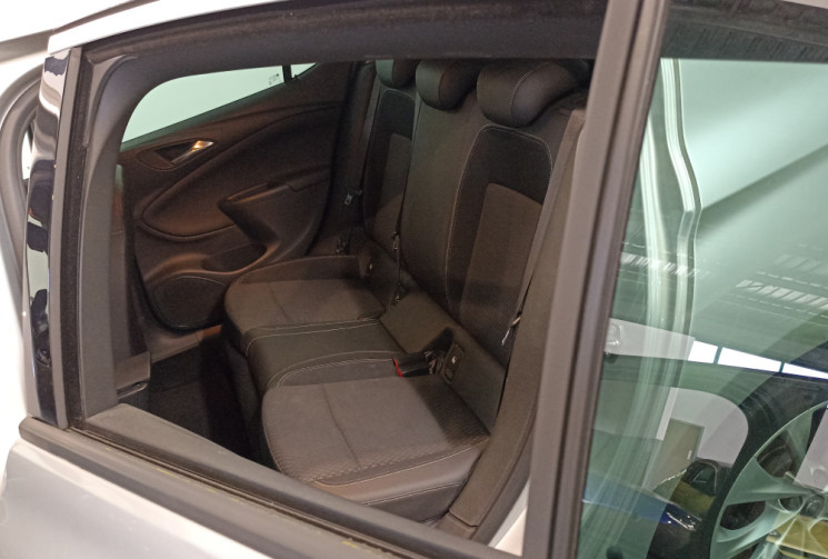 Opel Astra 1.4 Turbo 150ch Start&Stop Innovation Automatique