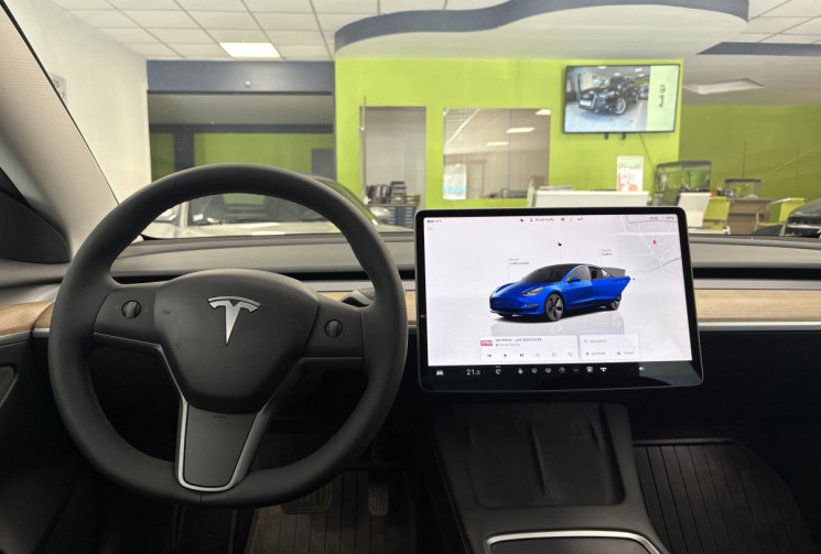 Tesla Model 3 DUAM MOTOR 4 WD  LONG RANGE