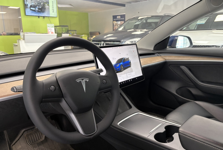 Tesla Model 3 DUAM MOTOR 4 WD  LONG RANGE