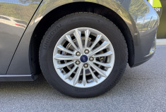 Ford Focus TITANIUM 1.0 SCTi EcoBoost 125 ch / Carplay / Camera / Sieges et volant chauffants