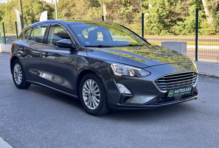 Ford Focus TITANIUM 1.0 SCTi EcoBoost 125 ch / Carplay / Camera / Sieges et volant chauffants