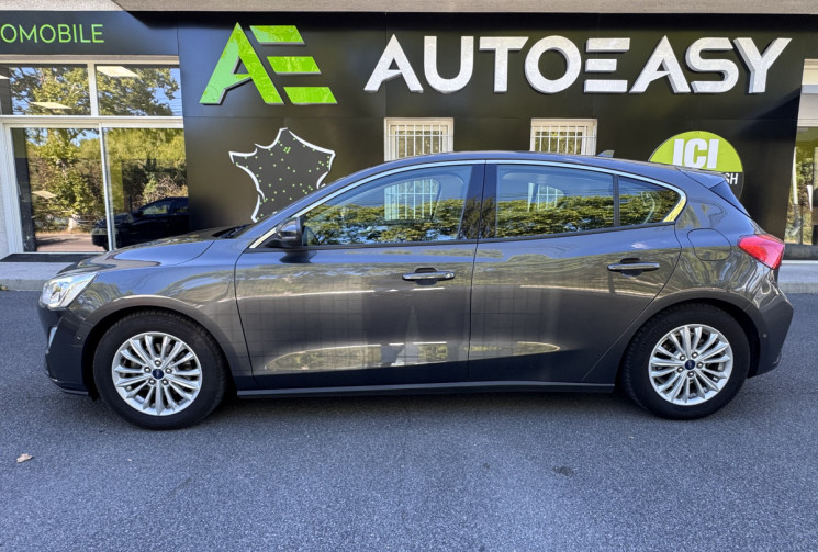 Ford Focus TITANIUM 1.0 SCTi EcoBoost 125 ch / Carplay / Camera / Sieges et volant chauffants