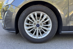 Ford Focus TITANIUM 1.0 SCTi EcoBoost 125 ch / Carplay / Camera / Sieges et volant chauffants