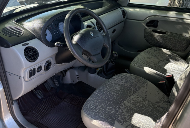 Renault Kangoo 4x4 1.9  DCI 85cv  / distribution neuve / révisé