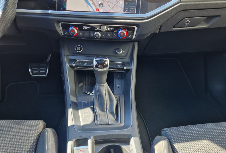Audi Q3 SPORTBACK 45 TFSIe 245 CH S LINE S tronic 6