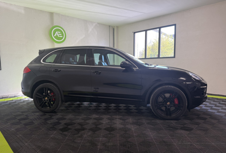 Porsche Cayenne II (958) Turbo