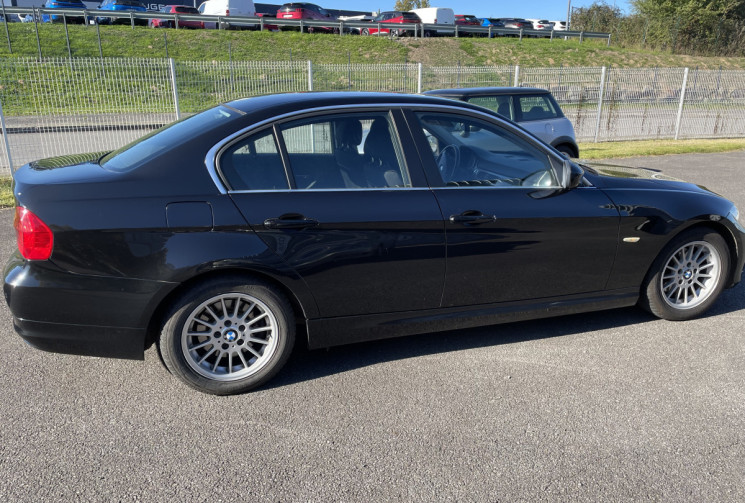 BMW Série 3 318 i 2.0 16 V 143 CV ETHANOL