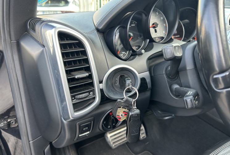 Porsche Cayenne II 3.0 S HYBRID 333 Ch TIPTRONIC * ORIGINE FRANCE * TOIT OUVRANT * CAMERA