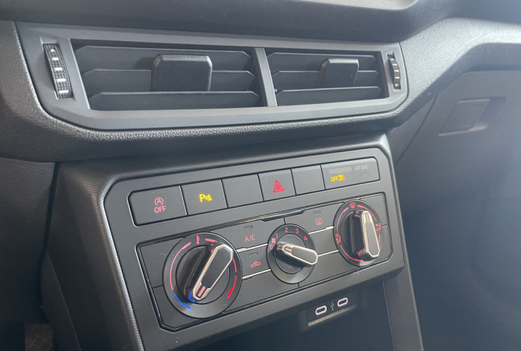 Volkswagen T-Cross 1.0 TSI 95 cv + CARPLAY / 1ERE MAIN