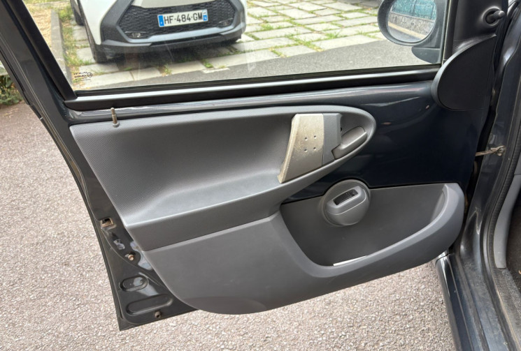Toyota Aygo 1.0 VVTi 68cv