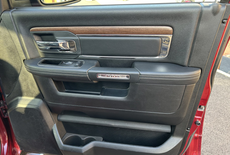 Dodge RAM 5.7 l V8 GPL LARAMY