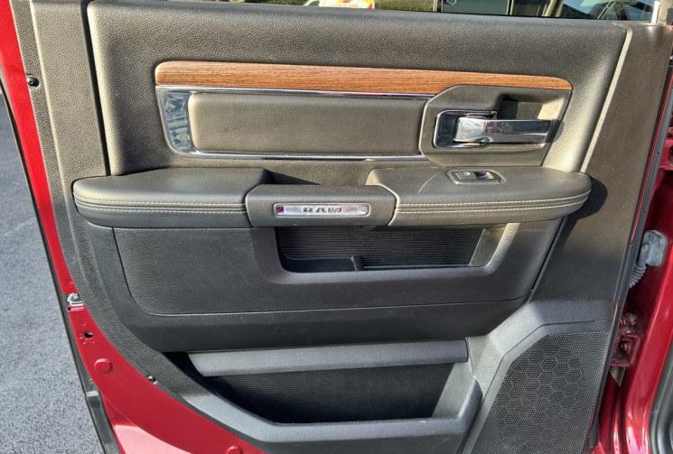 Dodge RAM 5.7 l V8 GPL LARAMY