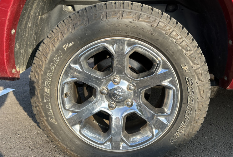 Dodge RAM 5.7 l V8 GPL LARAMY