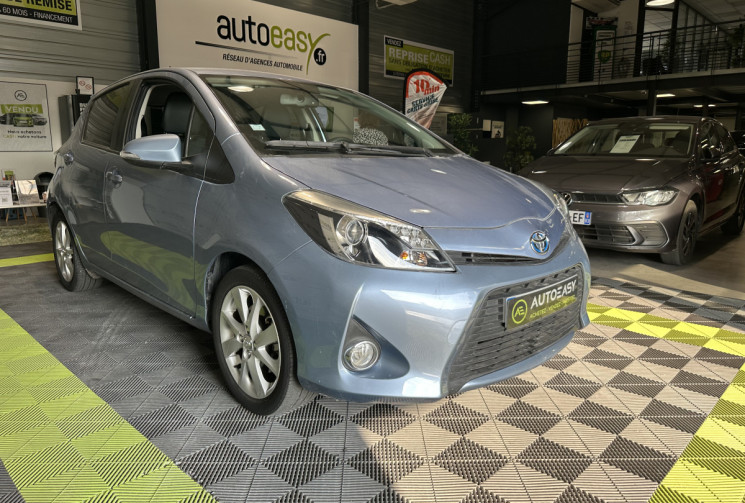 Toyota Yaris HSD 100h STYLE 5p 1ERE MAIN HYBRID