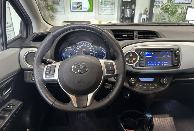 Toyota Yaris HSD 100h STYLE 5p 1ERE MAIN HYBRID