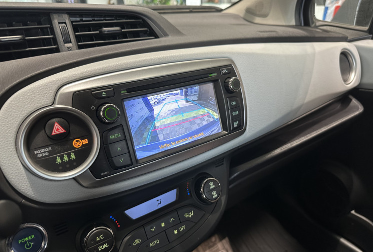 Toyota Yaris HSD 100h STYLE 5p 1ERE MAIN HYBRID