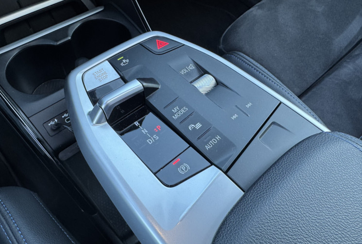 BMW Série 2 ActiveTourer 218i 136ch M Sport DKG7 / TOIT OUVRANT / CARPLAY / CAMERA 360 / HAYON ELEC