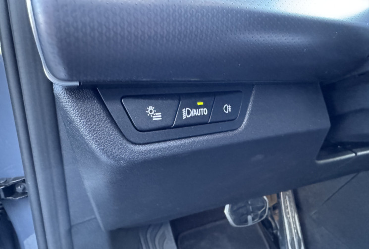 BMW Série 2 ActiveTourer 218i 136ch M Sport DKG7 / TOIT OUVRANT / CARPLAY / CAMERA 360 / HAYON ELEC