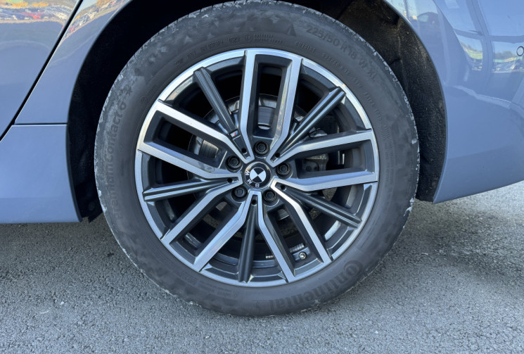 BMW Série 2 ActiveTourer 218i 136ch M Sport DKG7 / TOIT OUVRANT / CARPLAY / CAMERA 360 / HAYON ELEC