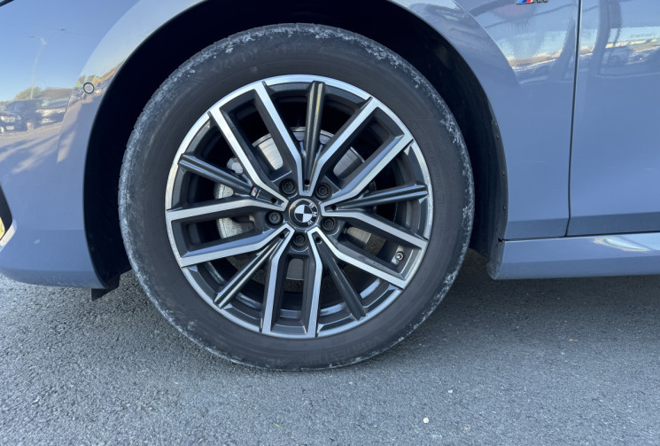 BMW Série 2 ActiveTourer 218i 136ch M Sport DKG7 / TOIT OUVRANT / CARPLAY / CAMERA 360 / HAYON ELEC