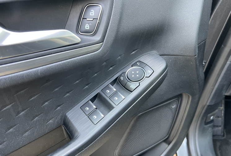 Ford Kuga  2.5 Duratec 190 FHEV Titanium BVA 4x2 / Caméra / Keyless / Carplay 