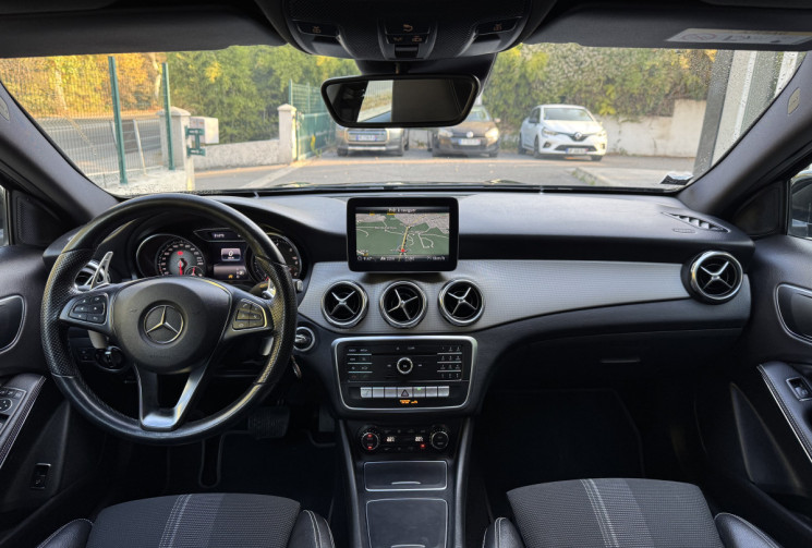 Mercedes GLA 200d 2.1 136 7G-DCT 136 SENSATION / Toit ouvrant / Camera / Garantie 06/2026