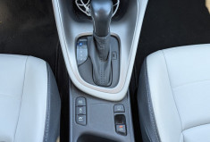 Toyota Yaris  115 CV 1.5 HYBRID ICONIC / CAR PLAY / CUIR / GARANTIE 12 MOIS 