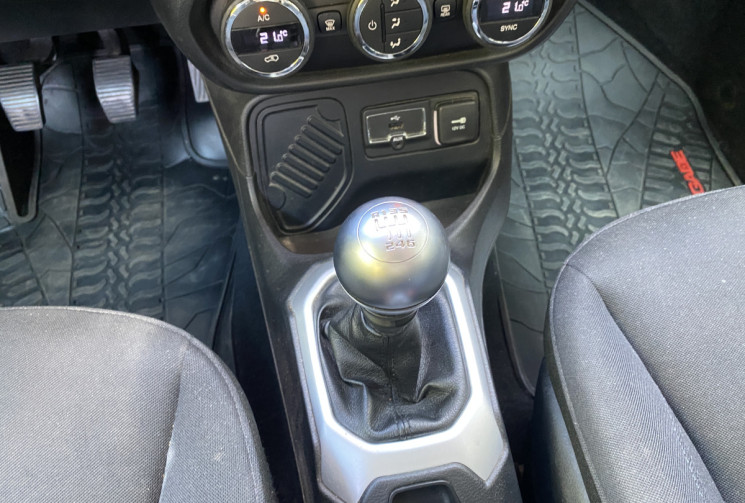 Jeep Renegade 1.6 CRD 120 ch LONGITUDE / Entretien et distribution à jour / Garantie 6 mois