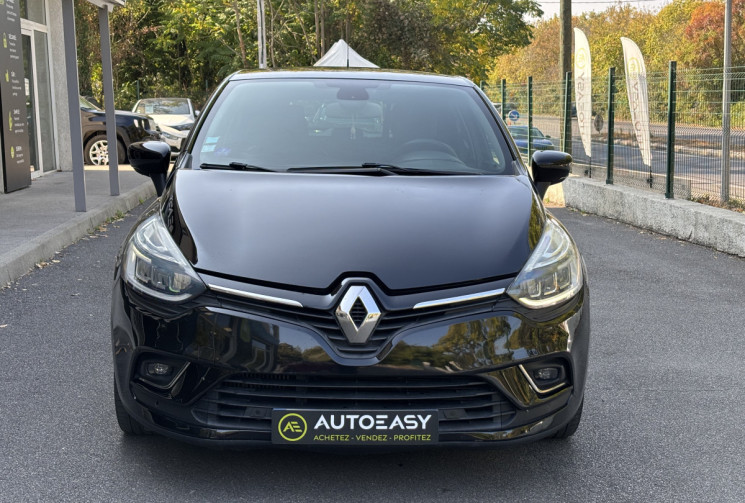 Renault Clio IV 4 Initiale Paris 1.2 Tce 120 ch / Cuir chauffant / Camera / Bose / LED