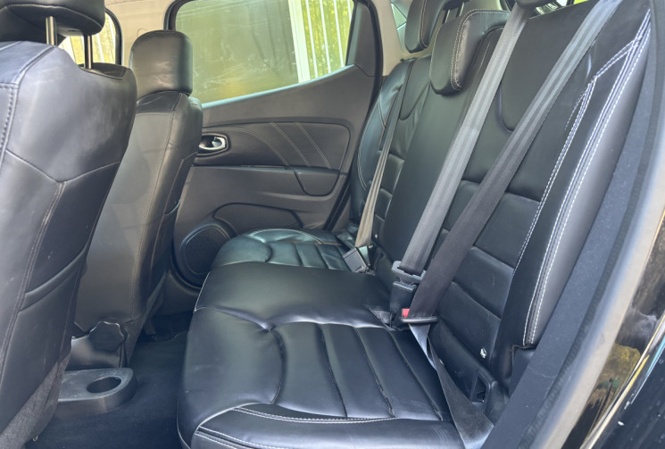 Renault Clio IV 4 Initiale Paris 1.2 Tce 120 ch / Cuir chauffant / Camera / Bose / LED