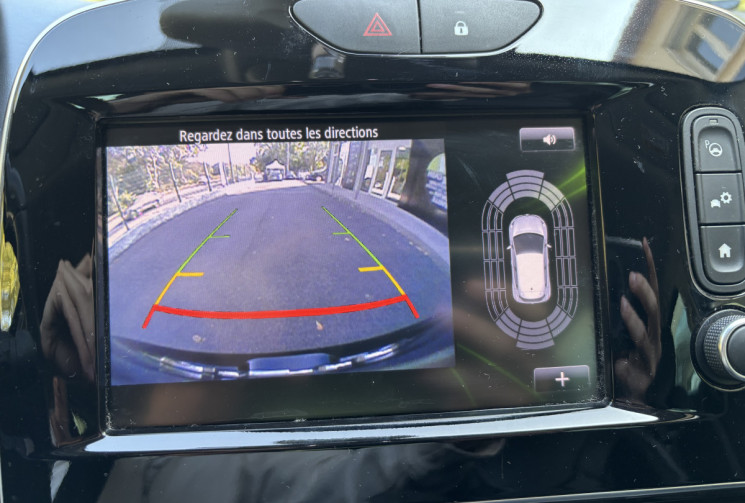 Renault Clio IV 4 Initiale Paris 1.2 Tce 120 ch / Cuir chauffant / Camera / Bose / LED