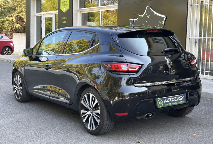 Renault Clio IV 4 Initiale Paris 1.2 Tce 120 ch / Cuir chauffant / Camera / Bose / LED