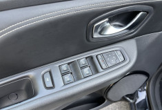 Renault Clio IV 4 Initiale Paris 1.2 Tce 120 ch / Cuir chauffant / Camera / Bose / LED