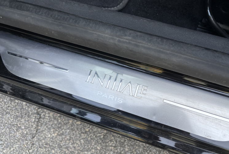 Renault Clio IV 4 Initiale Paris 1.2 Tce 120 ch / Cuir chauffant / Camera / Bose / LED