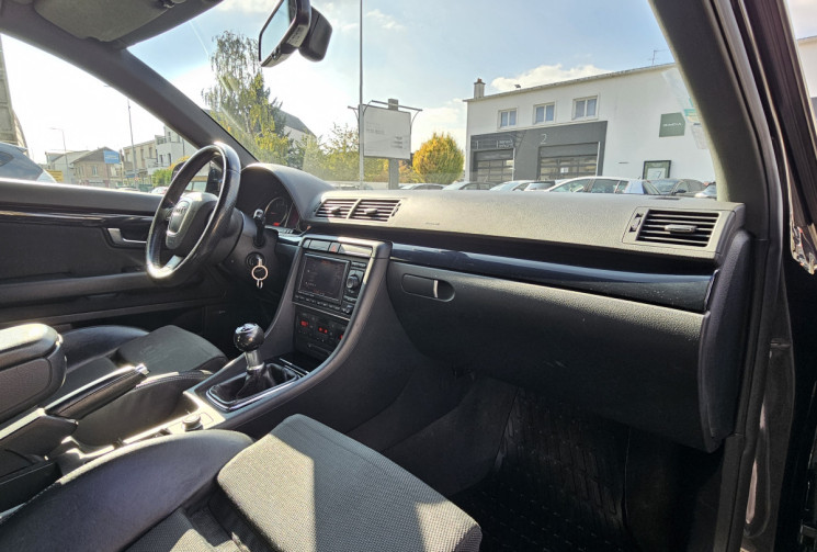 Audi A4 2.0 Tdi  140 CV Avant s line 