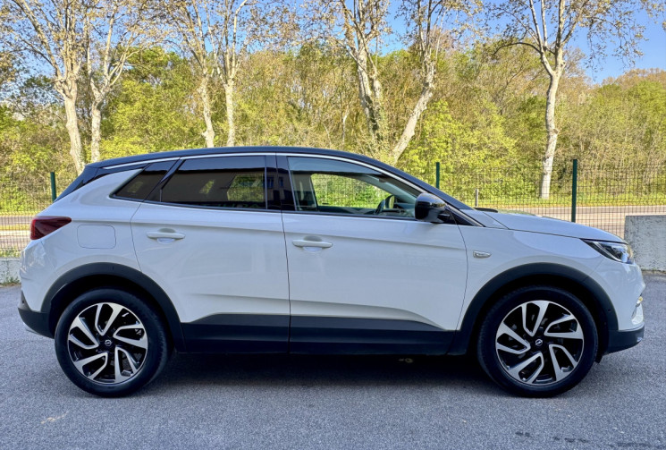 Opel Grandland X Ultimate TURBO 130 ch BVA6 / Full Options / Entretien complet Opel