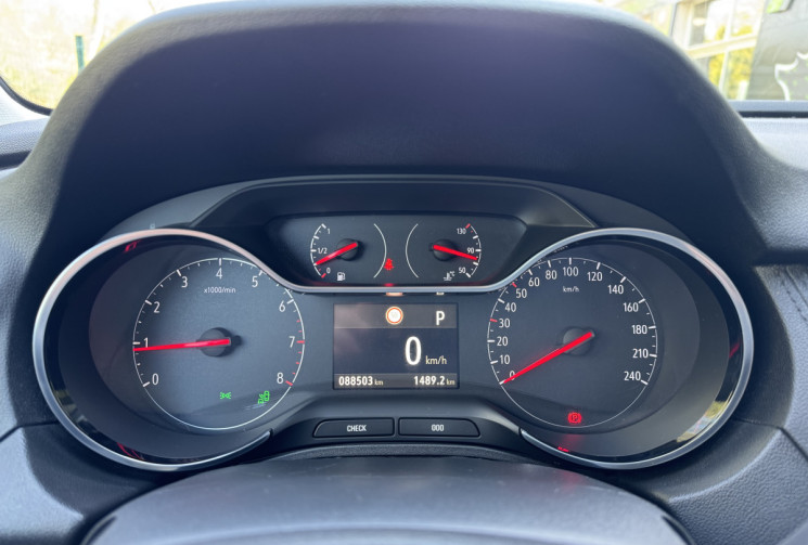 Opel Grandland X Ultimate TURBO 130 ch BVA6 / Full Options / Entretien complet Opel