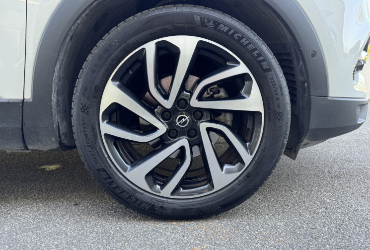 Opel Grandland X Ultimate TURBO 130 ch BVA6 / Full Options / Entretien complet Opel