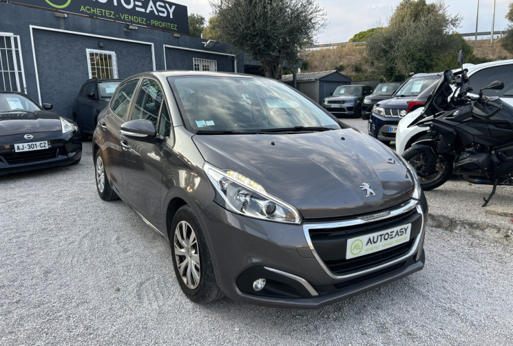 Peugeot 208 (2) 1.2 PURETECH 82 Ch ALLURE 5P * CARPLAY * GPS