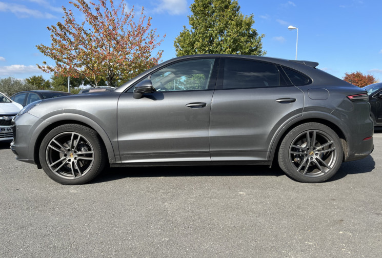 Porsche Cayenne III (9YB) 3.0 V6 462ch E-Hybrid