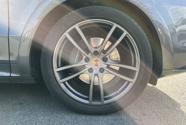 Porsche Cayenne III (9YB) 3.0 V6 462ch E-Hybrid