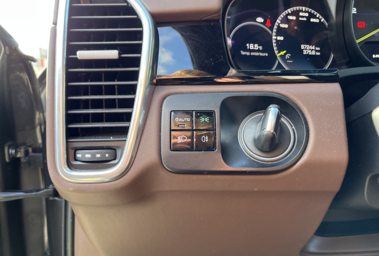 Porsche Cayenne III (9YB) 3.0 V6 462ch E-Hybrid