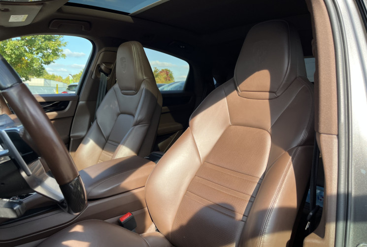 Porsche Cayenne III (9YB) 3.0 V6 462ch E-Hybrid