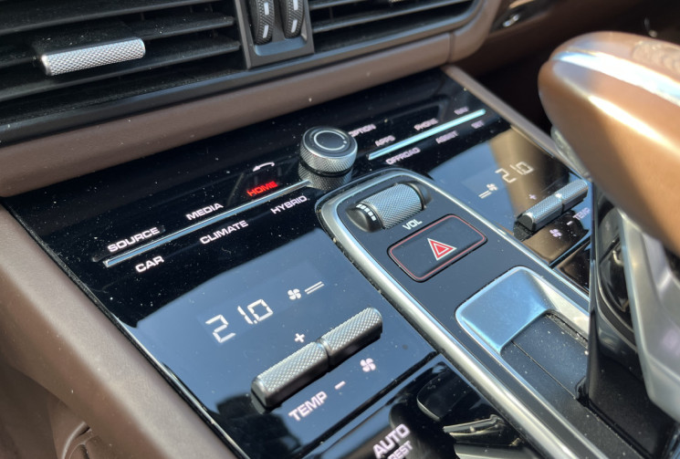 Porsche Cayenne III (9YB) 3.0 V6 462ch E-Hybrid