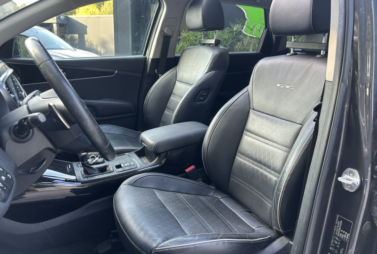 Kia SORENTO KIA Sorento 2.2 CRDi 200ch ISG GT Line 4x4 BVA8 Toit ouvrant / Carplay android auto