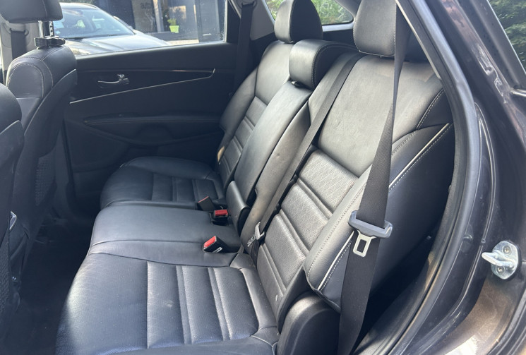 Kia SORENTO KIA Sorento 2.2 CRDi 200ch ISG GT Line 4x4 BVA8 Toit ouvrant / Carplay android auto