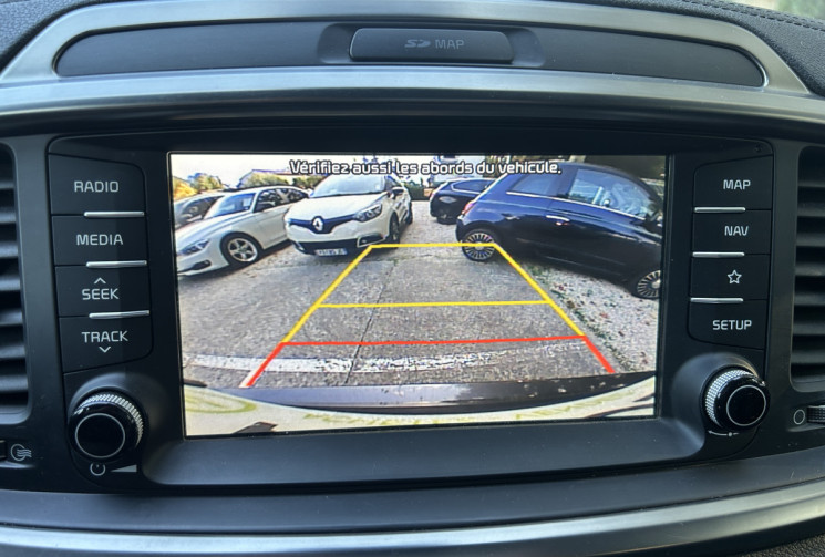 Kia SORENTO KIA Sorento 2.2 CRDi 200ch ISG GT Line 4x4 BVA8 Toit ouvrant / Carplay android auto